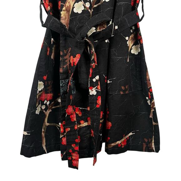 Black Japanese Cherry Blossom Print Short Robe With Belt Size Small/Medium - Picture 4 of 11